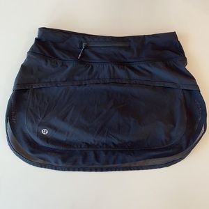 Lululemon Black Mesh Tennis Skirt, Skort - Size 2